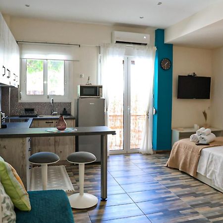 Filena'S Cozy Studio Atenas Exterior foto